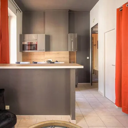 Idealement Situe, Ainay-carnot Apartament *
